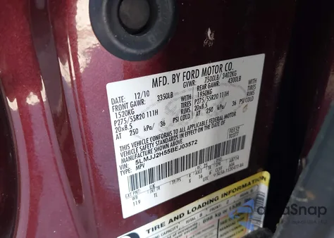 2011 Lincoln Navigator z USA, uszkodzony, nr VIN 5LMJJ2H55BEJ03572